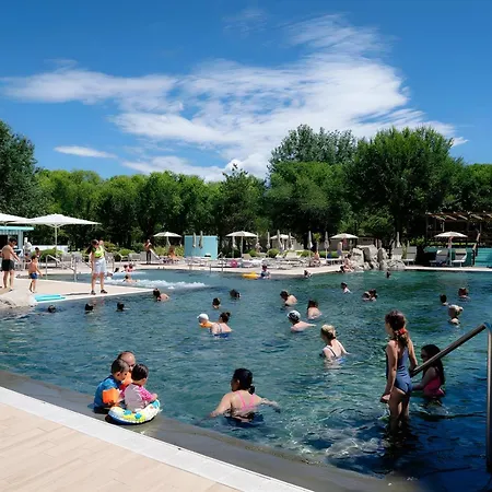 فندق Hotiday Marina غرادو