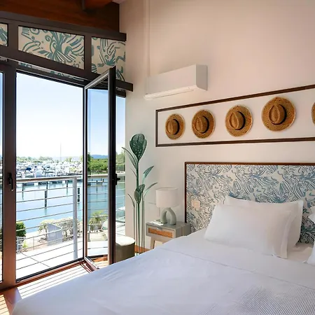 Hotiday Marina Hotel 4*