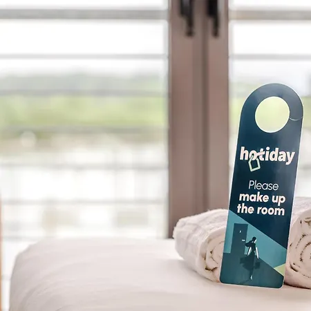 Hotiday Marina Hotel