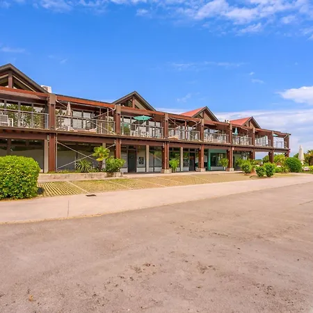 Hotel Hotiday Marina