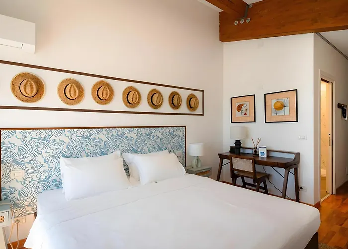 Отель Hotiday Marina Градо