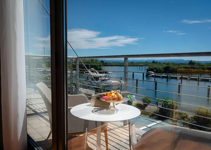 Отель Hotiday Marina Градо