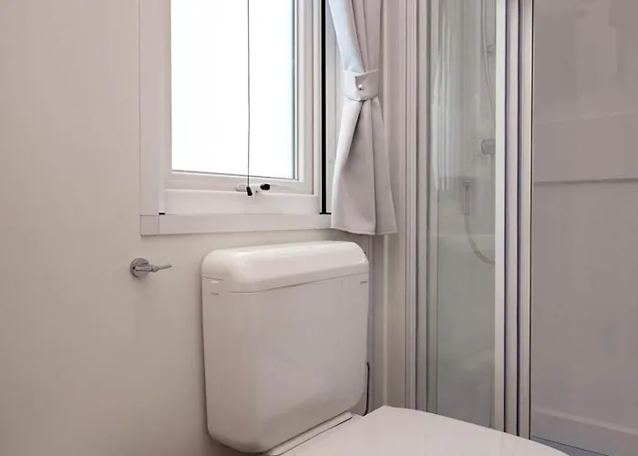 Hotiday Marina 4* Градо